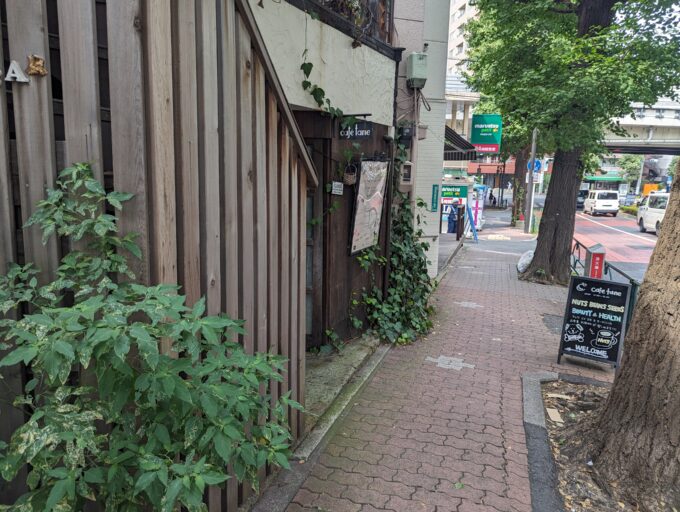 お店の外観　プラチナ通り沿い