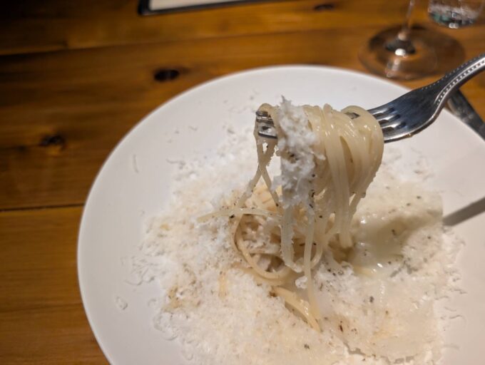 新玉ねぎのカチョエペペ