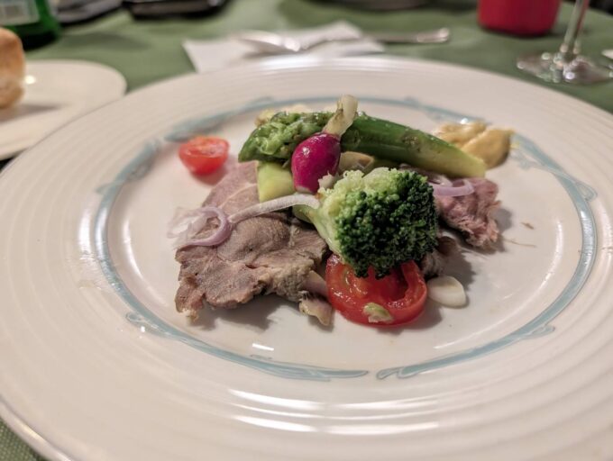 自家製ハムのサラダ仕立て