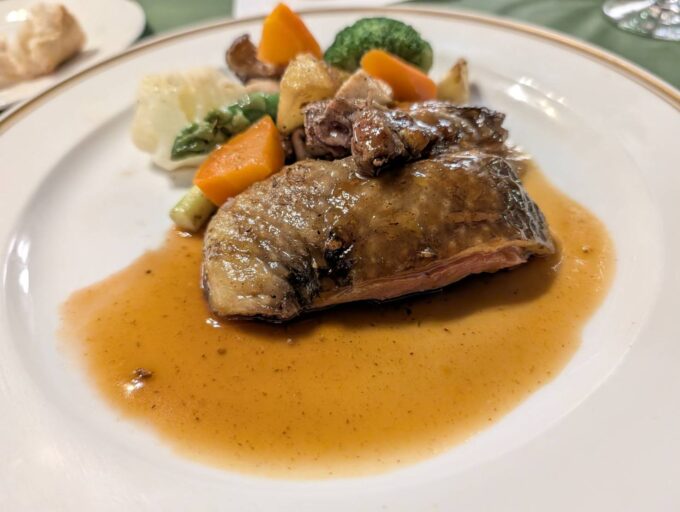 フランス産ホロホロ鳥のソテー