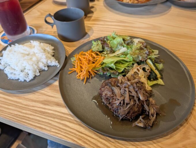 肉肉しいハンバーグ