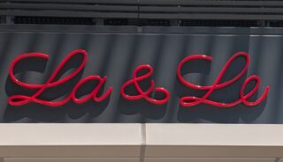 【La&Le】表参道のテラス・店内ペットOKのカフェレストラン