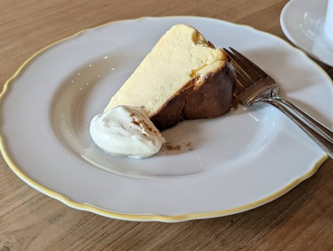 バスクチーズケーキ