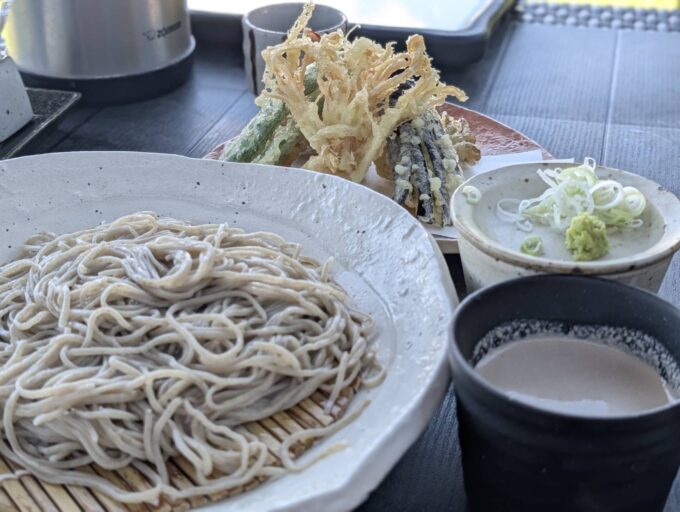 天ざる蕎麦 くるみだれ追加